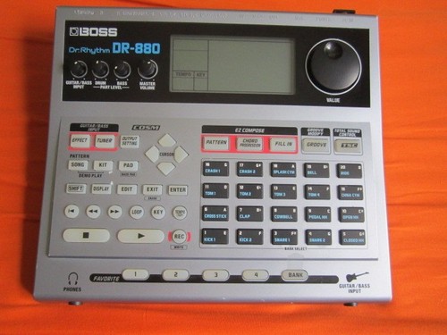 Drumcomputer boss 880 - drumcomputer,